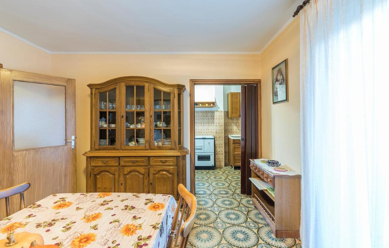 Ferienhaus Zora With Whirlpool Sveti Lovreč Pazenatički Bagian luar foto